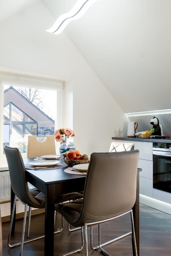Stylish, Modern Apartment Near Vilnius Old Town Exterior foto