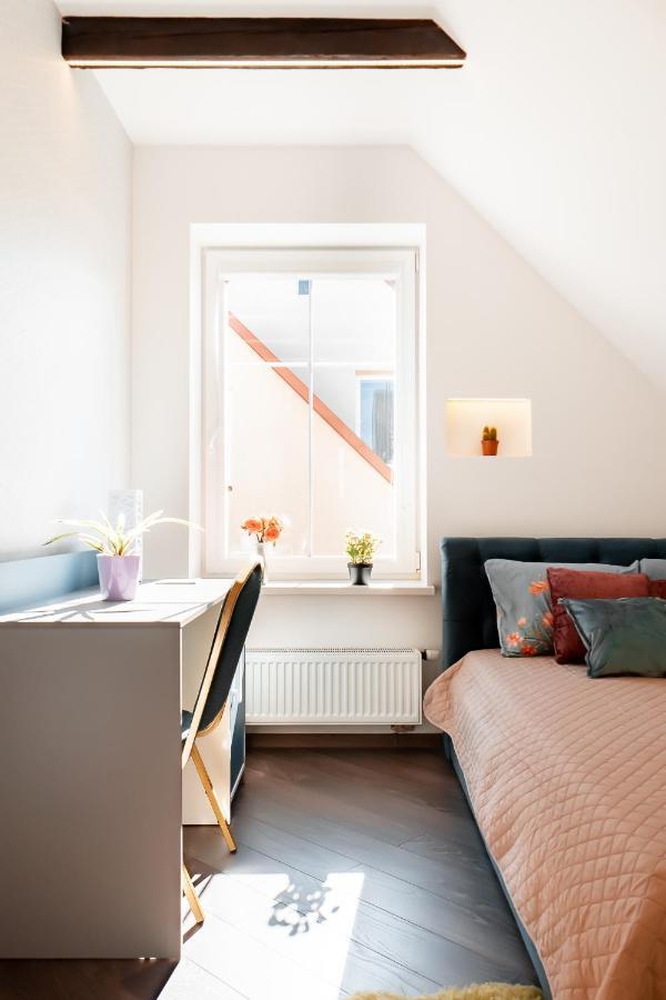 Stylish, Modern Apartment Near Vilnius Old Town Exterior foto