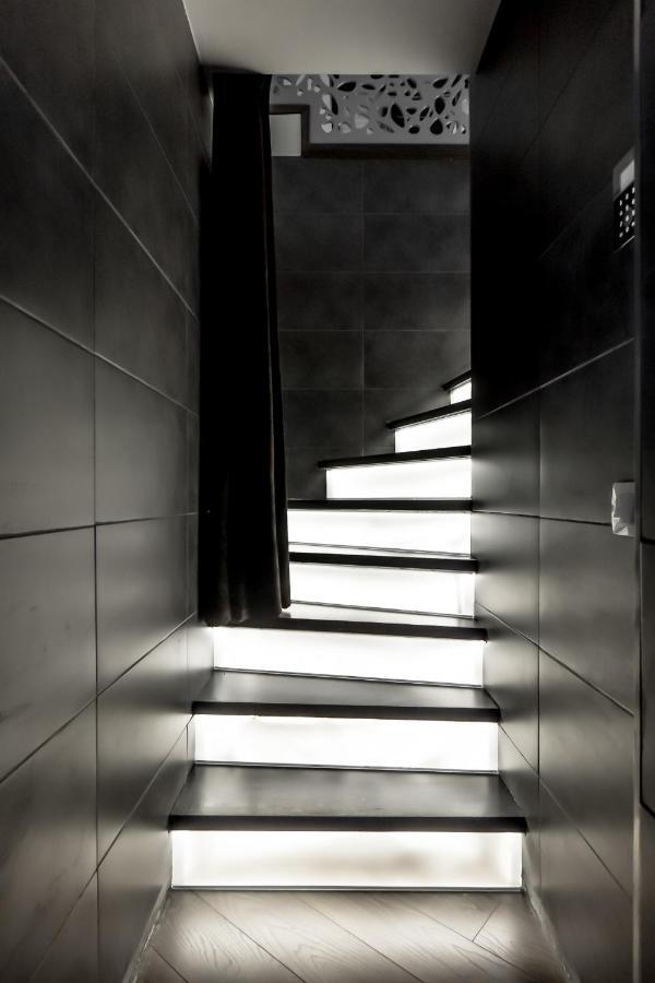 Stylish, Modern Apartment Near Vilnius Old Town Exterior foto