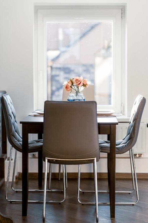 Stylish, Modern Apartment Near Vilnius Old Town Exterior foto
