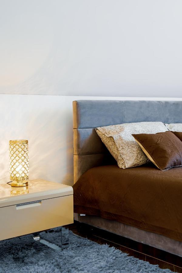 Stylish, Modern Apartment Near Vilnius Old Town Exterior foto